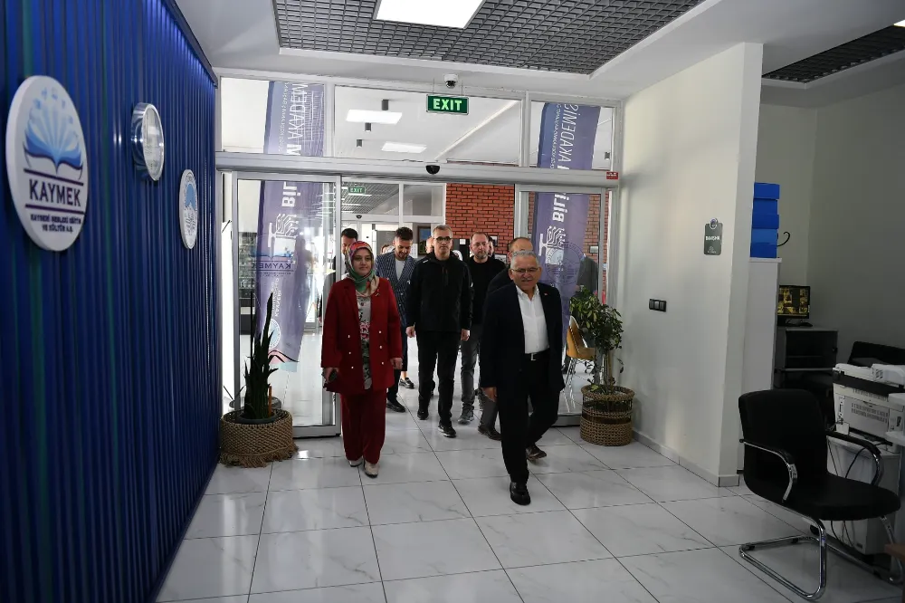 Başkan Büyükkılıç, geleceğin bilişim yıldızları ile bir araya geldi