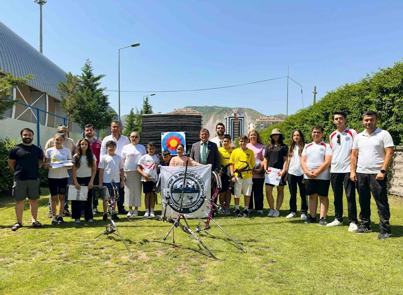 Okçuluk sporcularına malzeme dopingi
