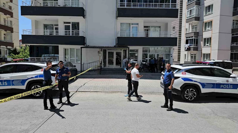 Çocukların kavgasına aileler de dahil oldu: 5’i bıçakla 6 yaralı
