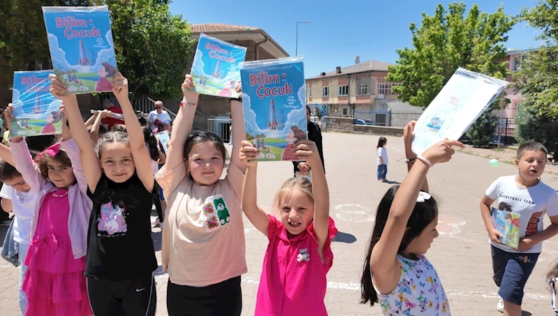 Kayseri Bilim Merkezi, Talas’ta ilkokul öğrencilerine bilim rüzgarı estirdi
