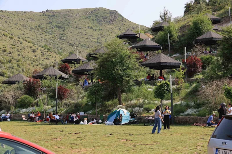 Zincidere Mesire Alanı bayramın gözde mekanı oldu
