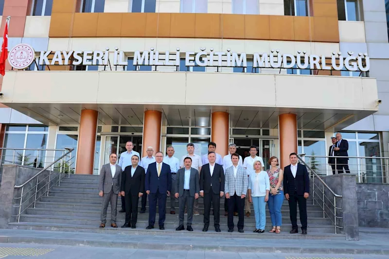 Vali Çiçek’ten İl Millî Eğitim Müdürlüğü’ne ziyaret
