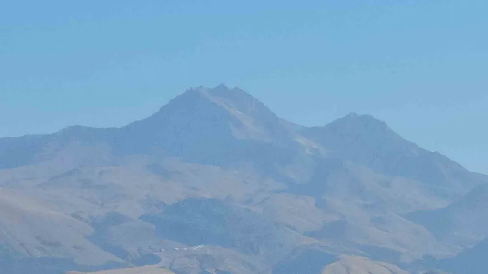 Alacaklılar dikkat: Erciyes’in karı eridi